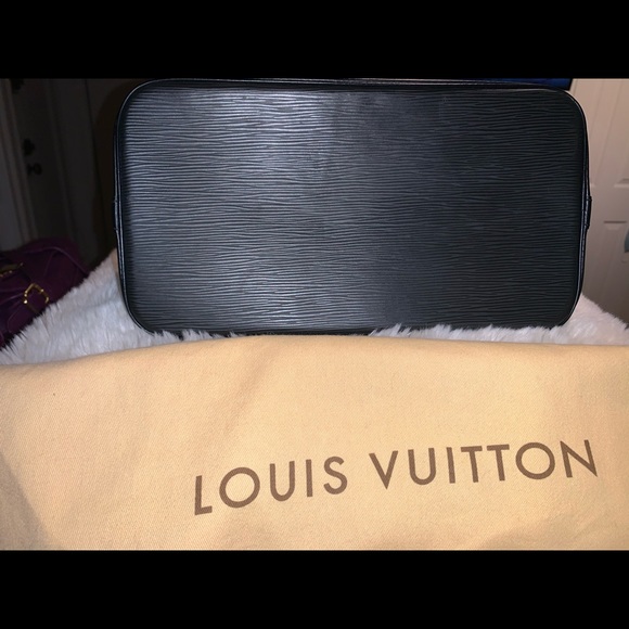 Vintage Louis Vuitton Alma Black Epi Handbag - Picture 7 of 14